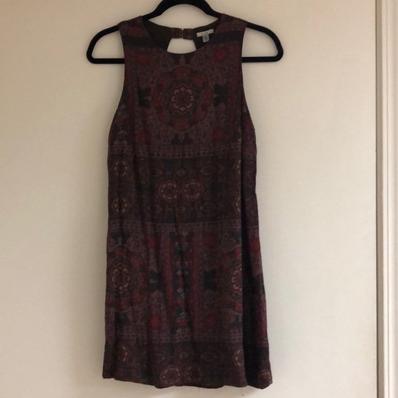 Urban Outfitters Dresses & Skirts - Patterned open back dress